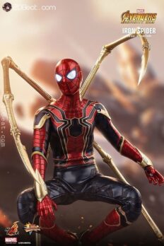 1/6 Scale Hot Toys MMS482 Iron Spider - Avengers: Infinity War Action Figure
