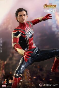 1/6 Scale Hot Toys MMS482 Iron Spider - Avengers: Infinity War Action Figure