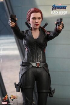 Hot Toys Black Widow Scarlett Avengers: Endgame 1/6 Scale