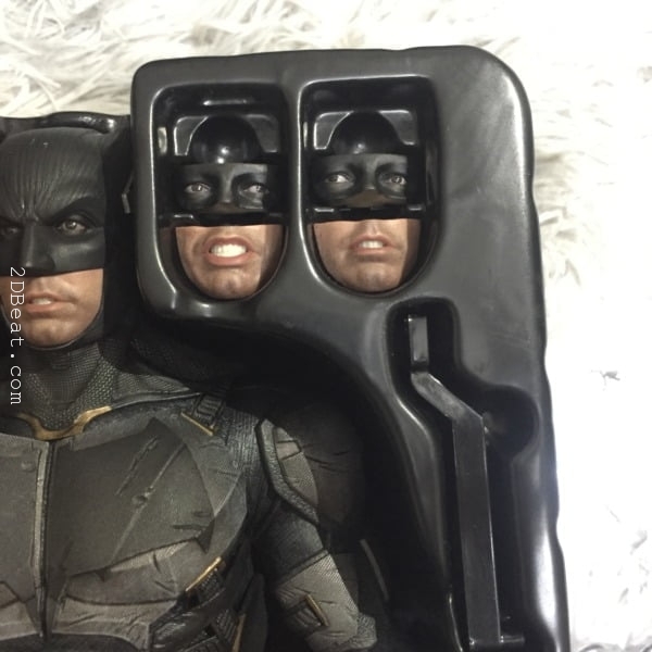 Hàng Cũ] Hot Toys 1/6 MMS432 Batman Justice League Tactical Batsuit Version  ⋆ 2DBeat Figure Store