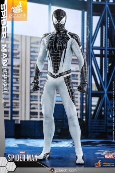 1/6 Scale Hot Toys Spider-Man Negative Suit Exclusive