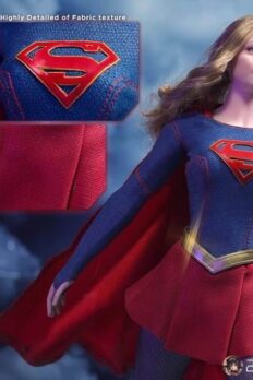 1/6 Scale SuperGirl with Seamless Action Figure Body