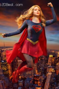 1/6 Scale SuperGirl with Seamless Action Figure Body