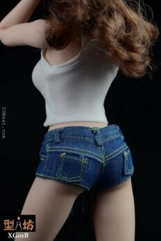 XRF XG01 1/6 Scale Female Vest & Dark Blue Jeans Shorts