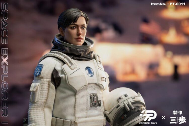 1/6 Scale Premier Toys PT-0011 Space Explorer Collectible Figure - Image 15