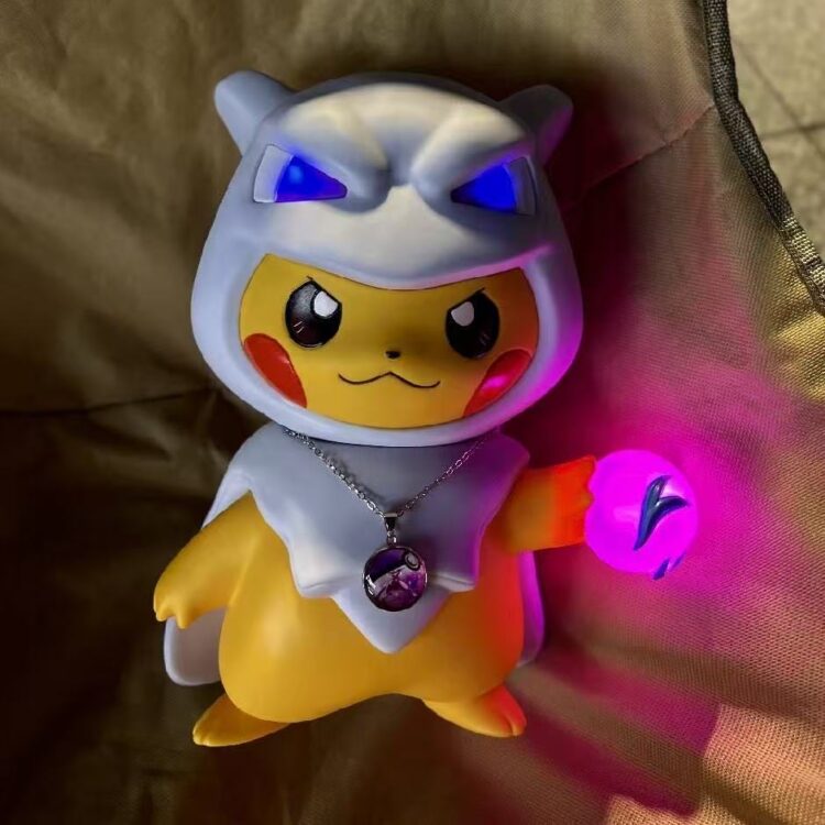 1/1 Scale Pikachu & Slowpoke Transformation Figure - Image 16