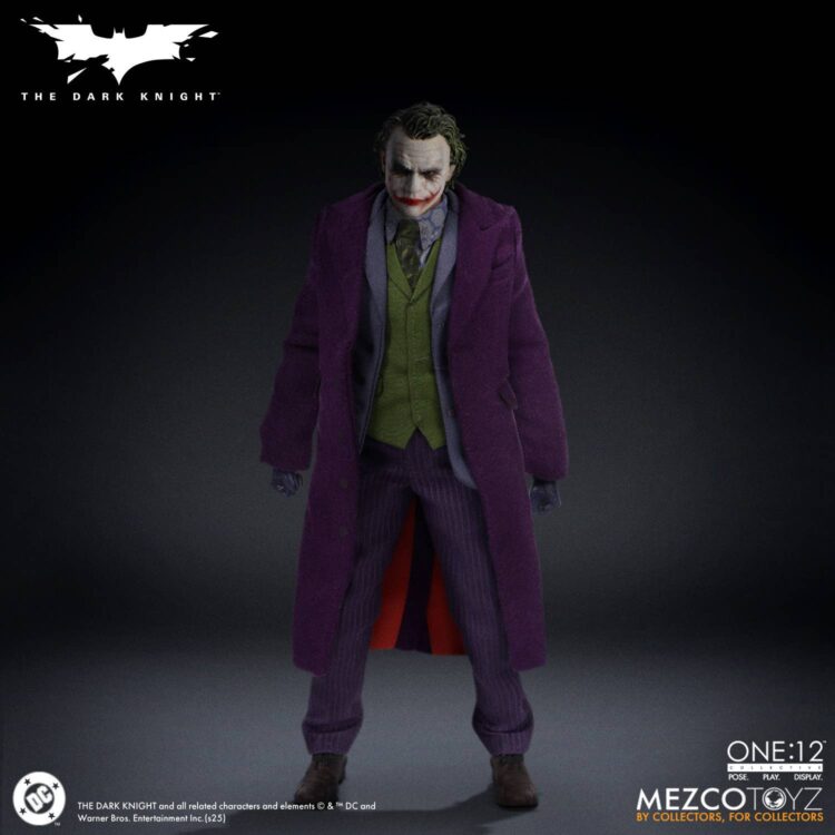 1/12 Scale MEZCO TOYZ The Dark Knight - The Joker Action Figure - Image 3