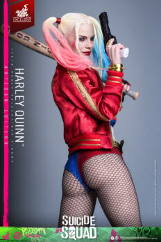 DC Comics Harley Quinn (Artisan Edition) Sixth Scale Figure - Prototype Shown View 3