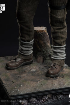 INART The Walking Dead: Season 8 Daryl Dixon 1/6 Scale Collectible Figure