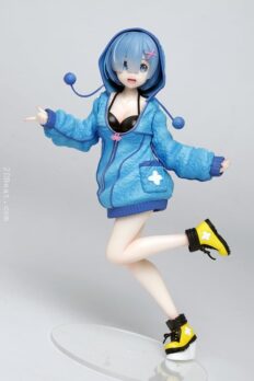 Mô hình tĩnh PVC Re:Zero Rem Precious Figure Fluffy Parka Ver. chính hãng