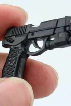 [In-Stock] 1/6 Scale QSZ92 Pistol Hand Gun Semi-automatic Weapon Model